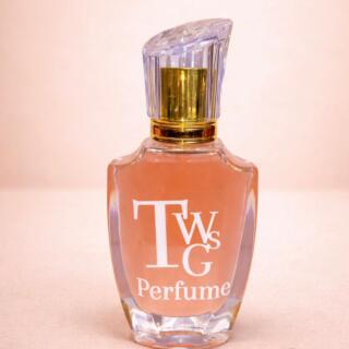 perfume pomengrenate musk