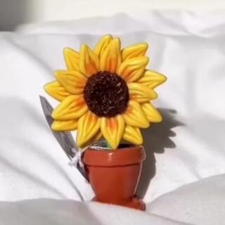 Sunflower desk decor