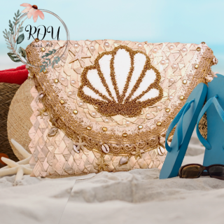 Pearl Shell Clutch