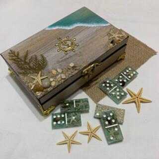 Resin dominoes set