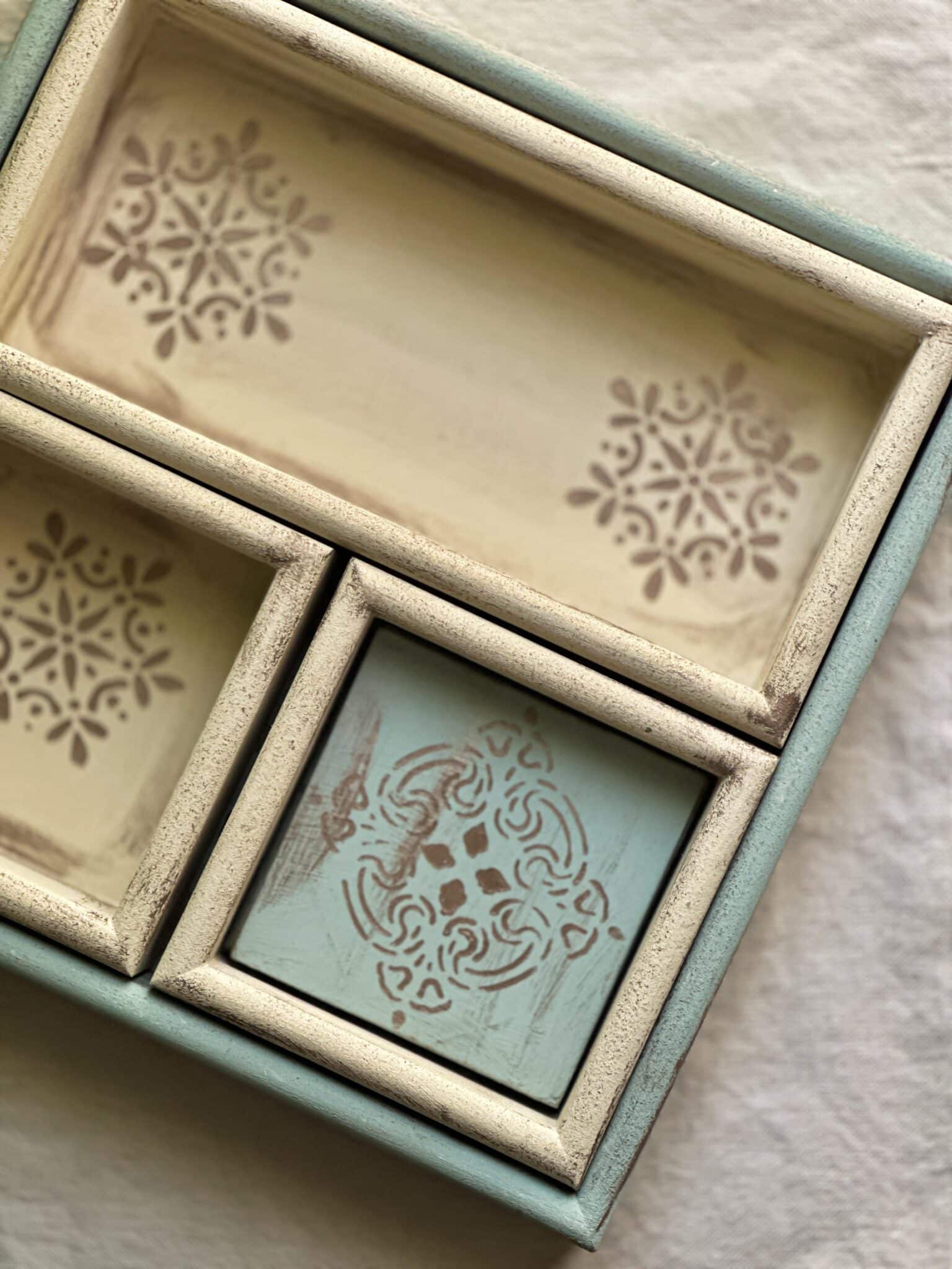 pastel snacks tray 3 e74059b7 16f5 46b5 a0fa 7e60060ee69b Copy scaled