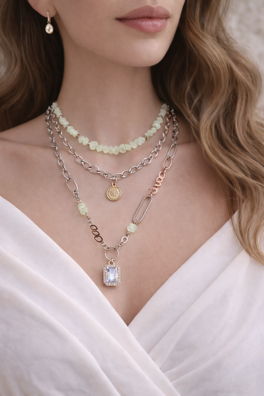 3-layered necklace 4 file 00000000ed48720eab0fba3847c40561