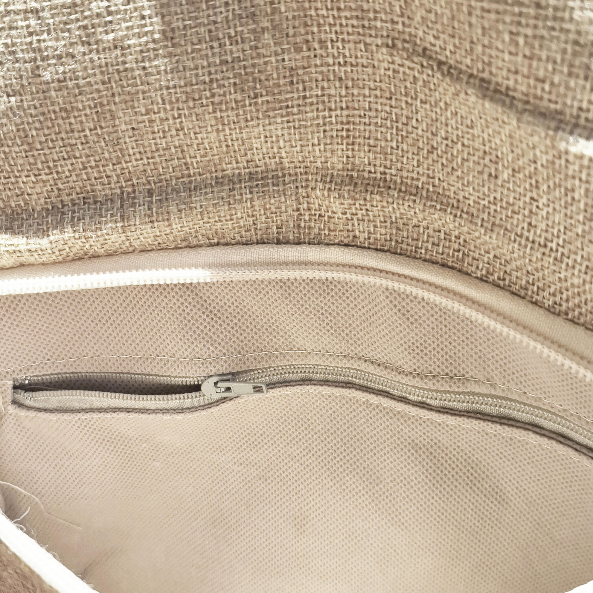 Clutch لؤلؤ 7 inside square 2 scaled