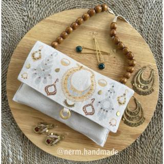 Nerm Wooden-beaded handle purse
