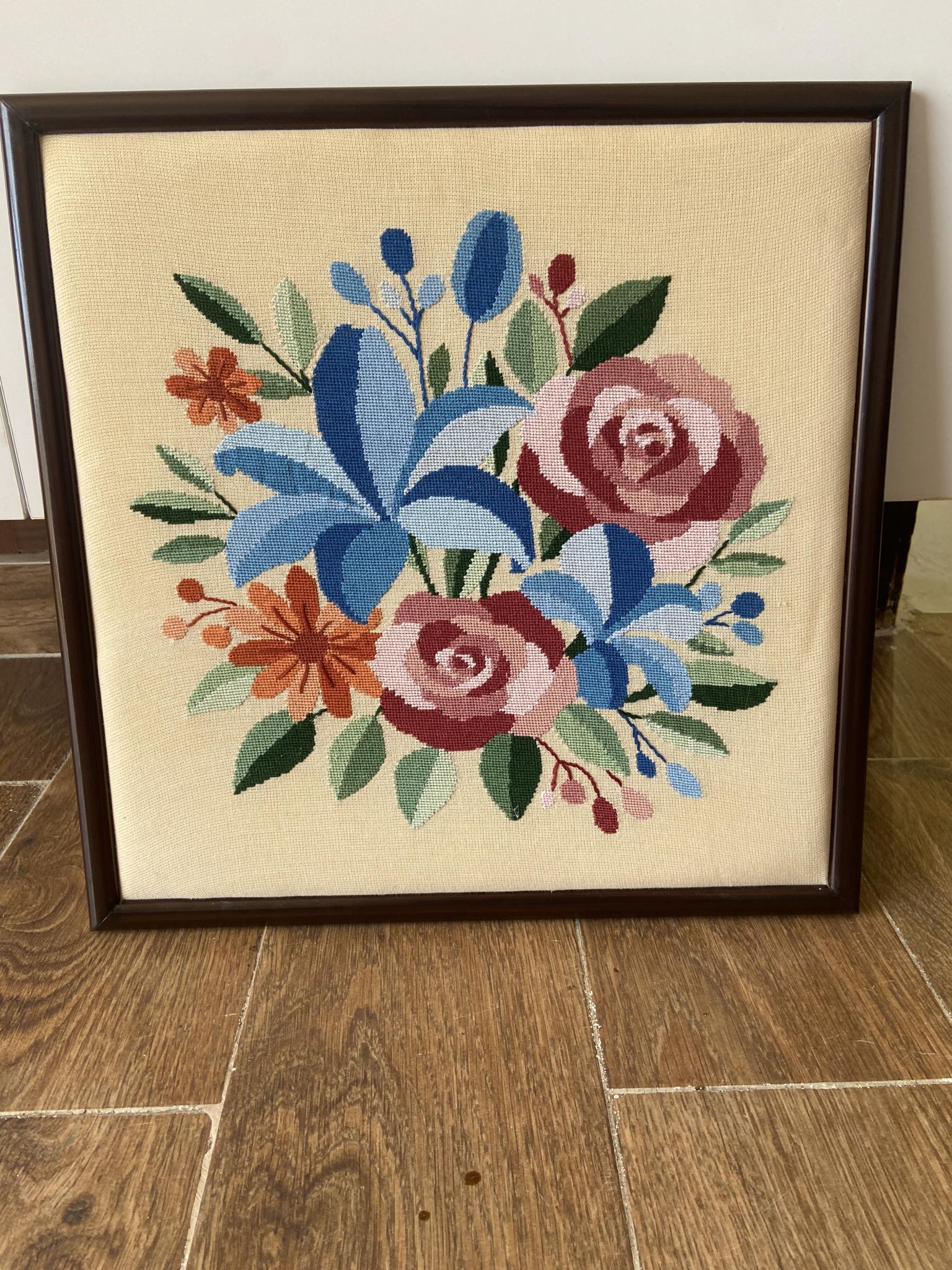 Square Handcrafted Floral Colored Tableau 5 IMG 0752 scaled
