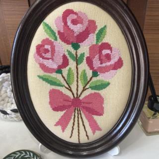 Mini Oval Bouquet Tableau