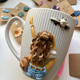 Travel Lover Handmade Mug – Girl with Plane Design