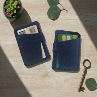 Metalic dark blue card colders