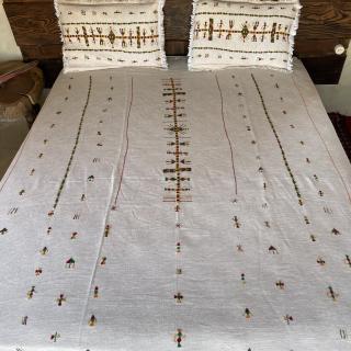 Siwi Embroidered Tarfottete Handwoven Linen bed cover 220*240 + 2 cushions
