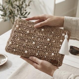 Crochet clutch