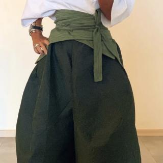 Ballon pants with belt
