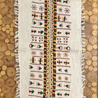 Siwi Embroidered Handwoven Linen Runner