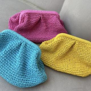 Nura Clutch