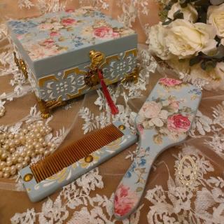 customized floral set