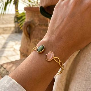 Gold plated brass cuff bracelet with orange and olive agate stones (B197XMG)