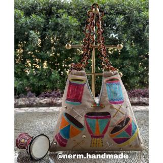 Nerm Small V bag