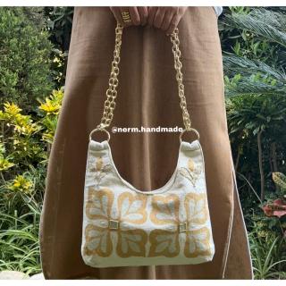 Nerm Shoulder & cross bag (adjustable chain)