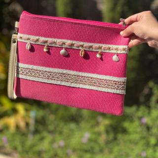 Pink Seashell Clutch 🐚🌺