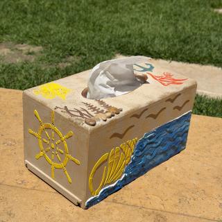Seashell tissue box