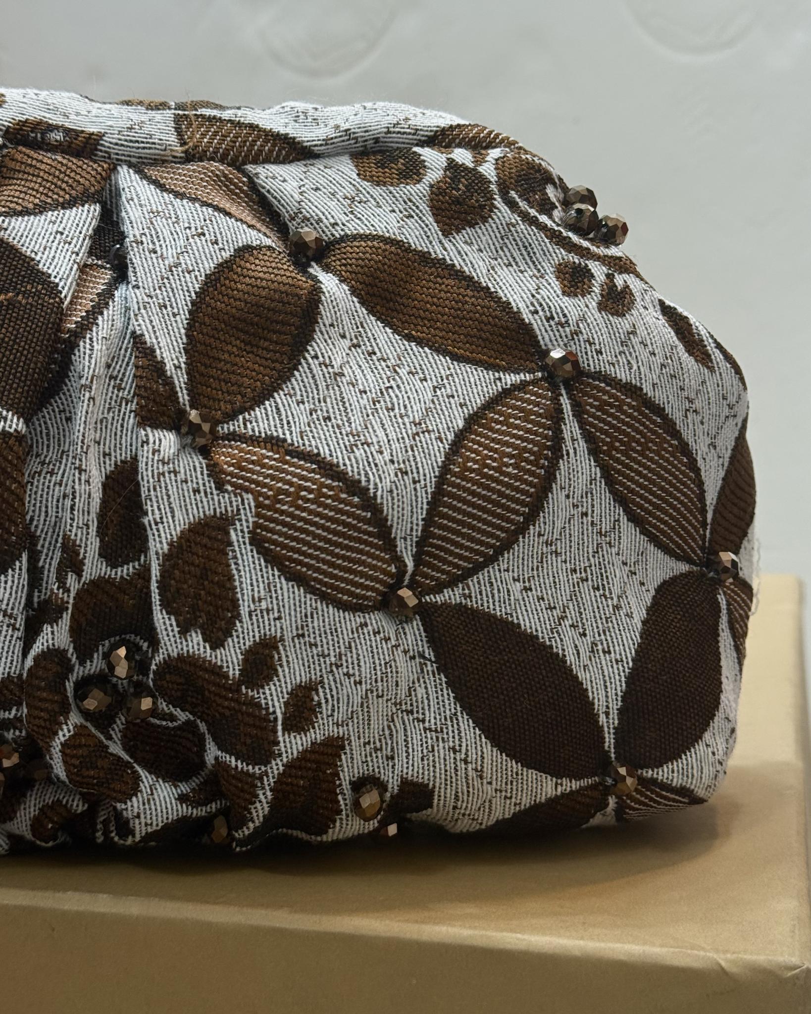 Brown coverta medium pouch 3 IMG 3952 scaled
