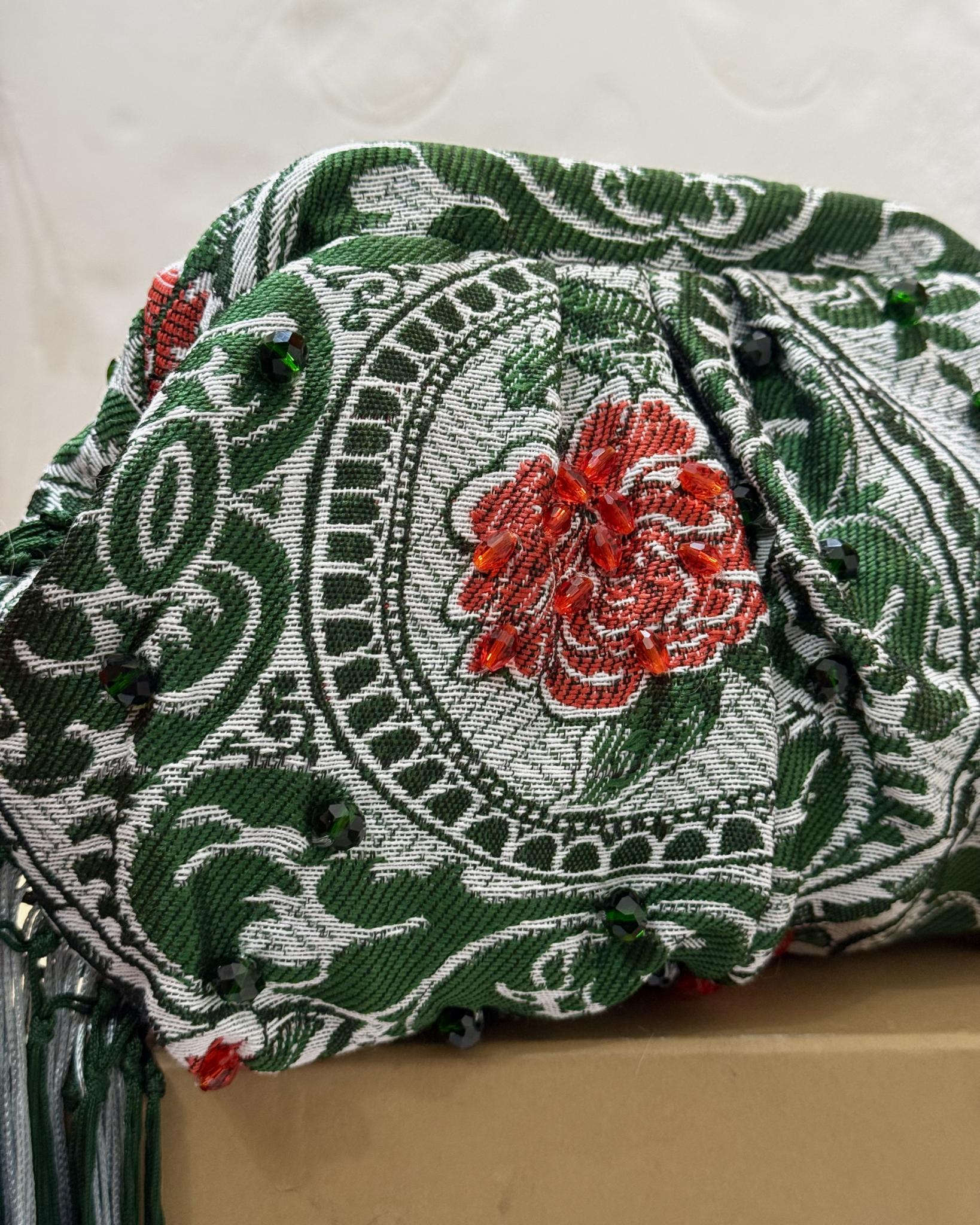 Green coverta medium pouch 2 IMG 3974 scaled
