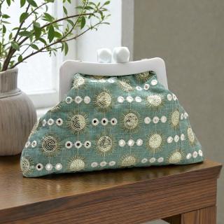 Mint pouch