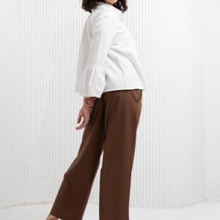 White puffed sleeves blouse