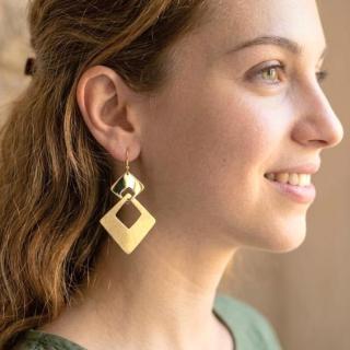 Gold plated polished & matte geometric linked earrings