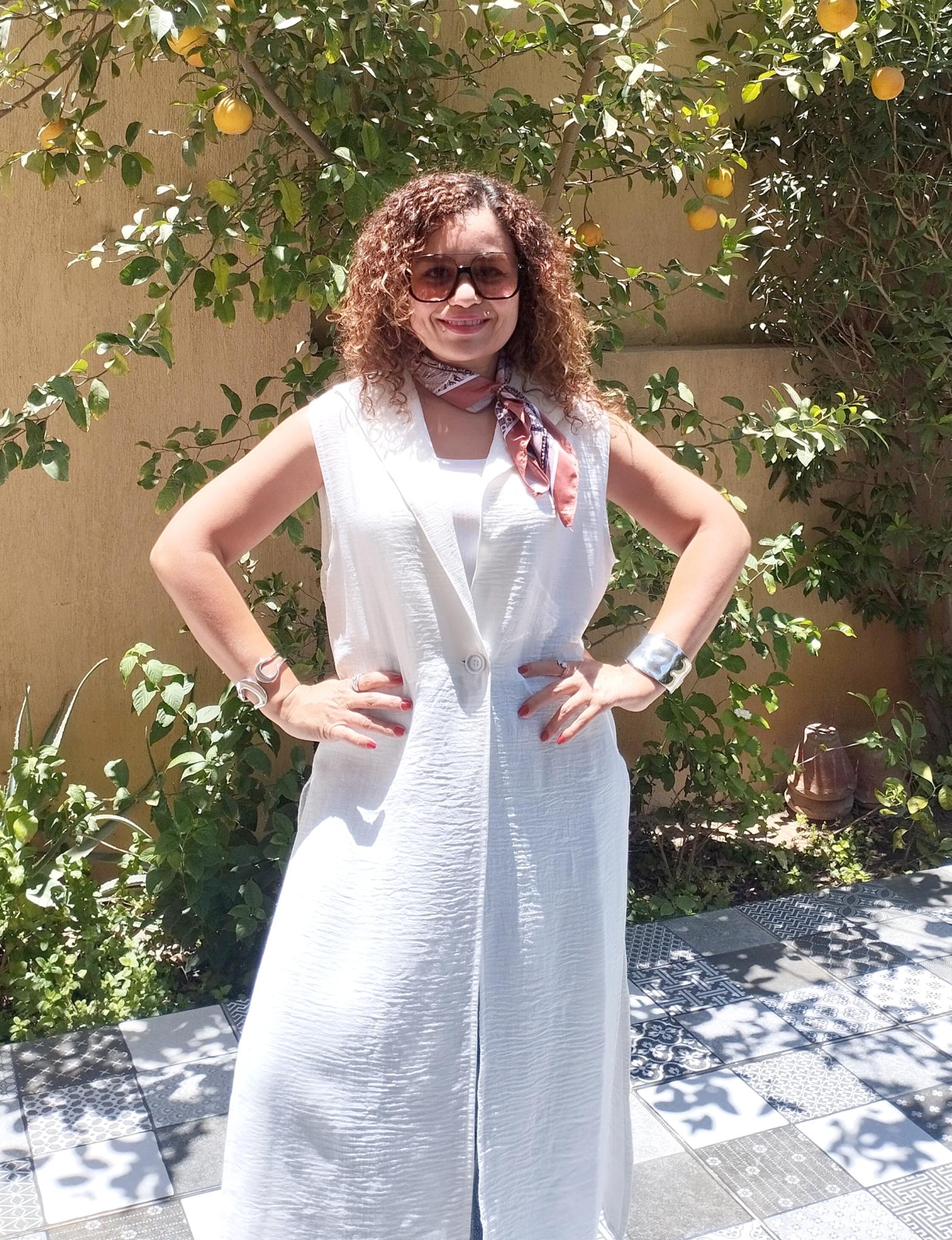 White Linen long vest with button opening sides 5 inbound9174558663700375040 scaled