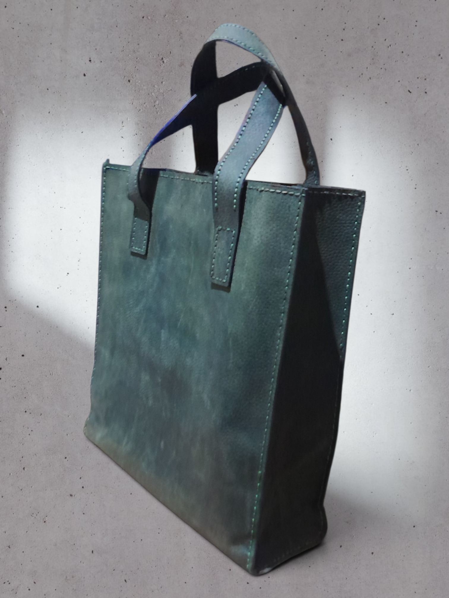 tote bag 4 ٢٠٢٦٠٦١٨ ٠١٣٥٤١