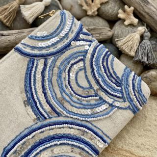 Blue beige clutch
