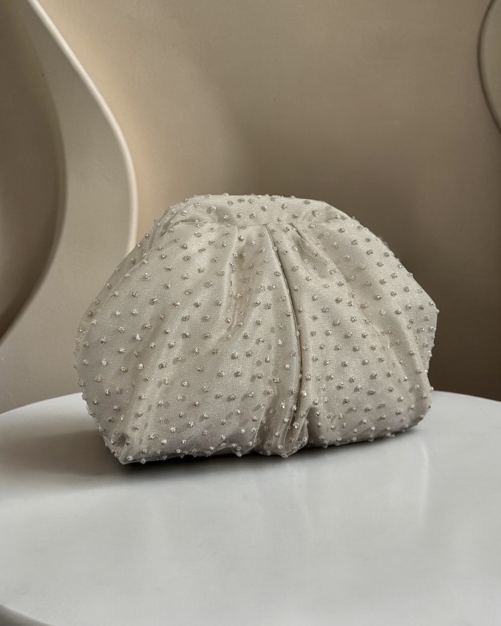 Sparkling light beige small pouch 1 Sparkling light beige small pouch