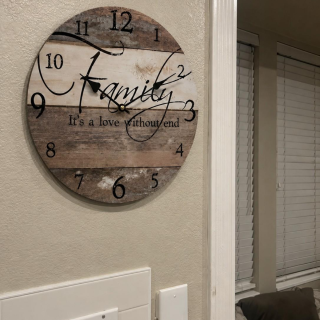 Family Rustic (wall clock)