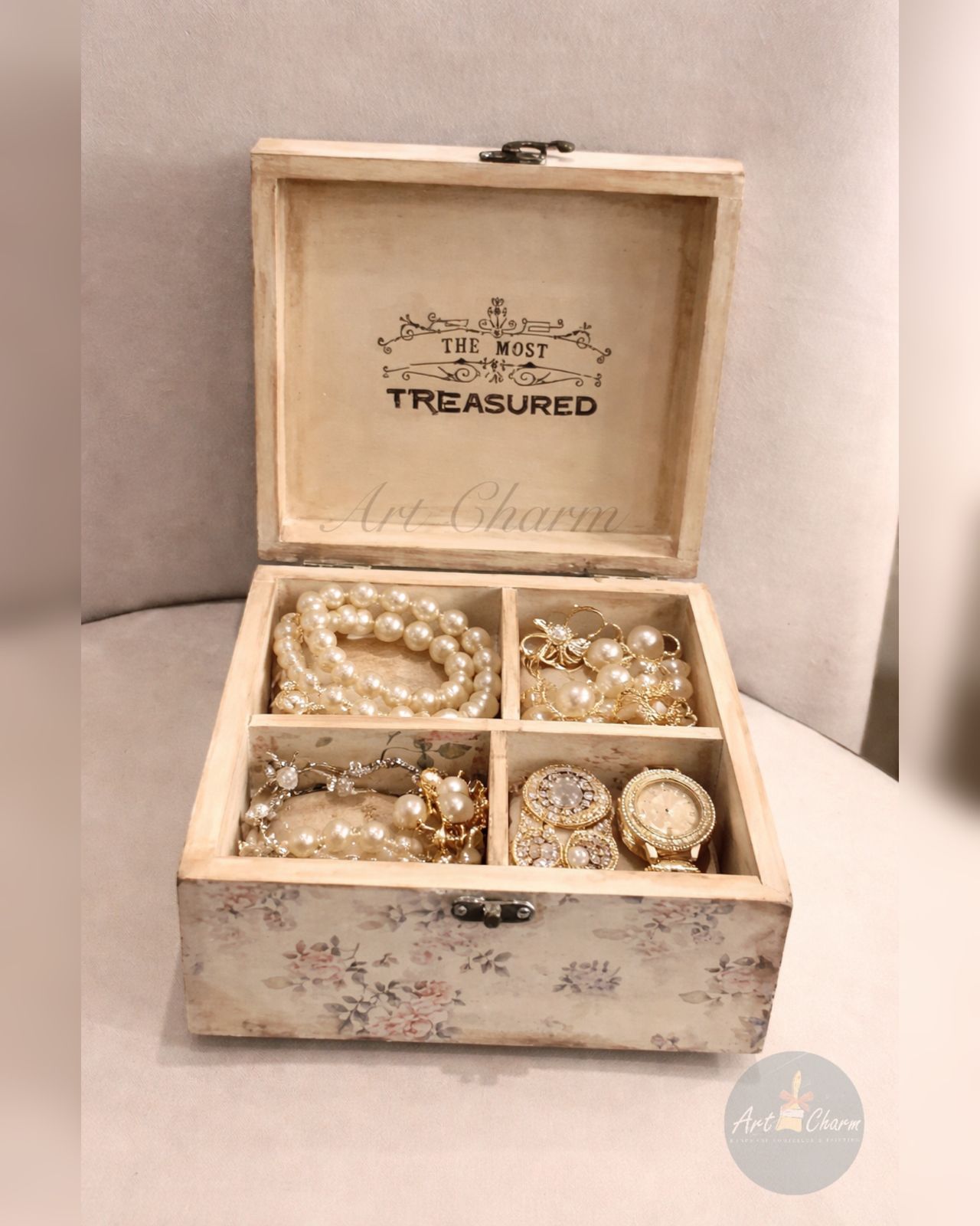 vintage bunny classic jewelry handmade box 14 WhatsApp Im