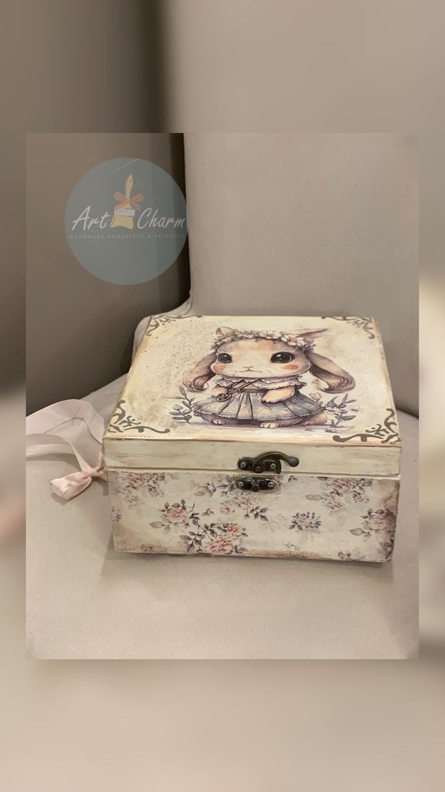 vintage bunny classic jewelry handmade box 16 WhatsApp Image 2023.25 PM