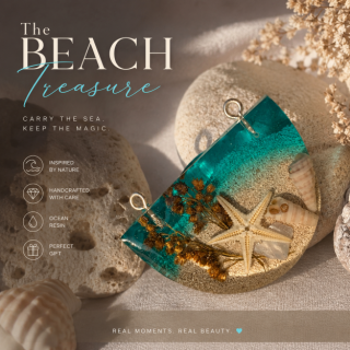 Beach treasure - Resin half-circle pendant