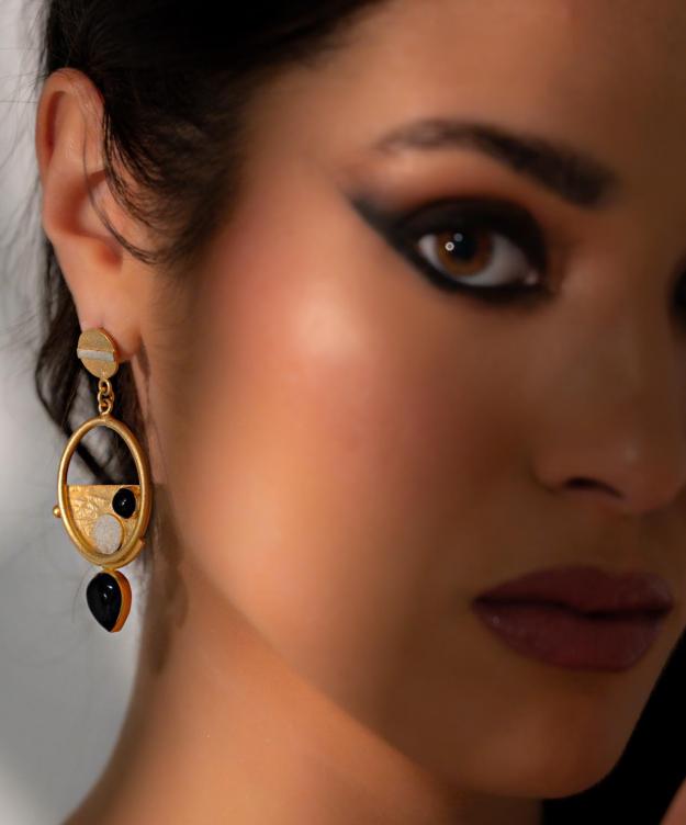 Black Modern Orbit Earrings 1 Black Modern Orbit Earrings