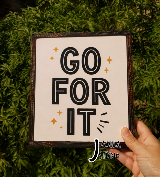 Go For It (canvas frame) 1 Go For It (canvas frame)