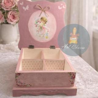 personalized pink jewelry box or organizer
